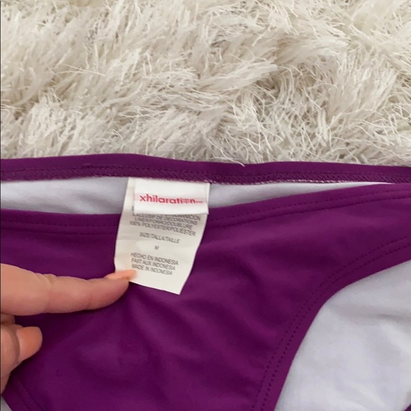 Floral crochet halter bikini - Picture 6 of 9